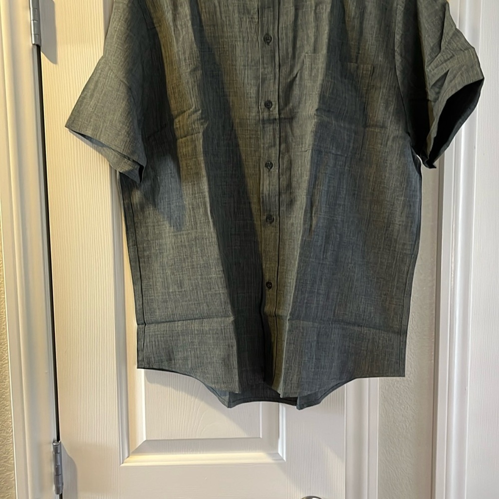 Buddha Stones Men's Gray Short Sleeve Shirt NEW